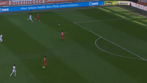 VIDEO: Thủ môn thể hiện lối đá 'hihi-haha' ở Bundesliga