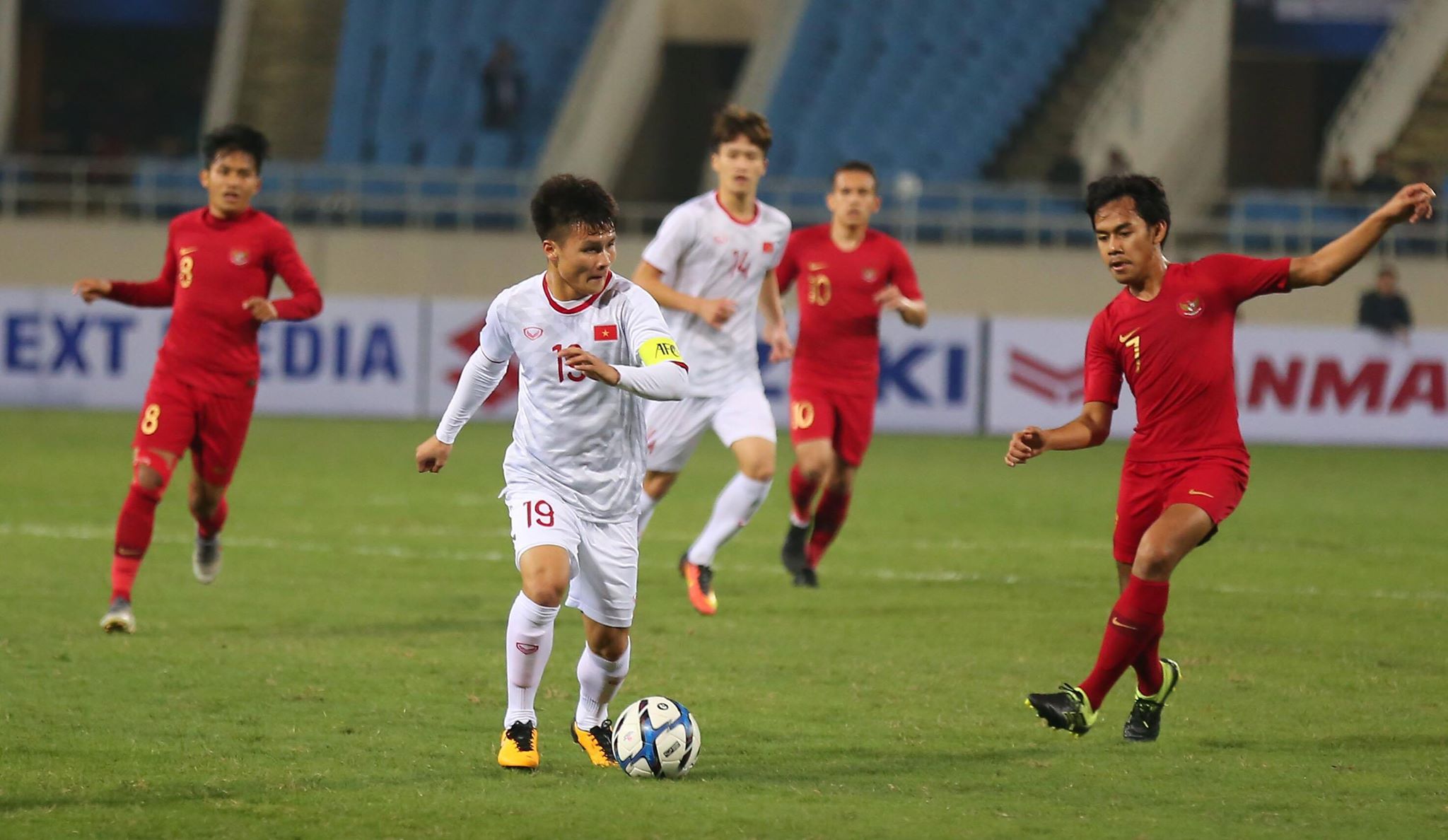 Indonesia vs Việt Nam, vòng loại World Cup 2022, HLV Park Hang Seo, Indonesia đổi địa điểm thi đấu