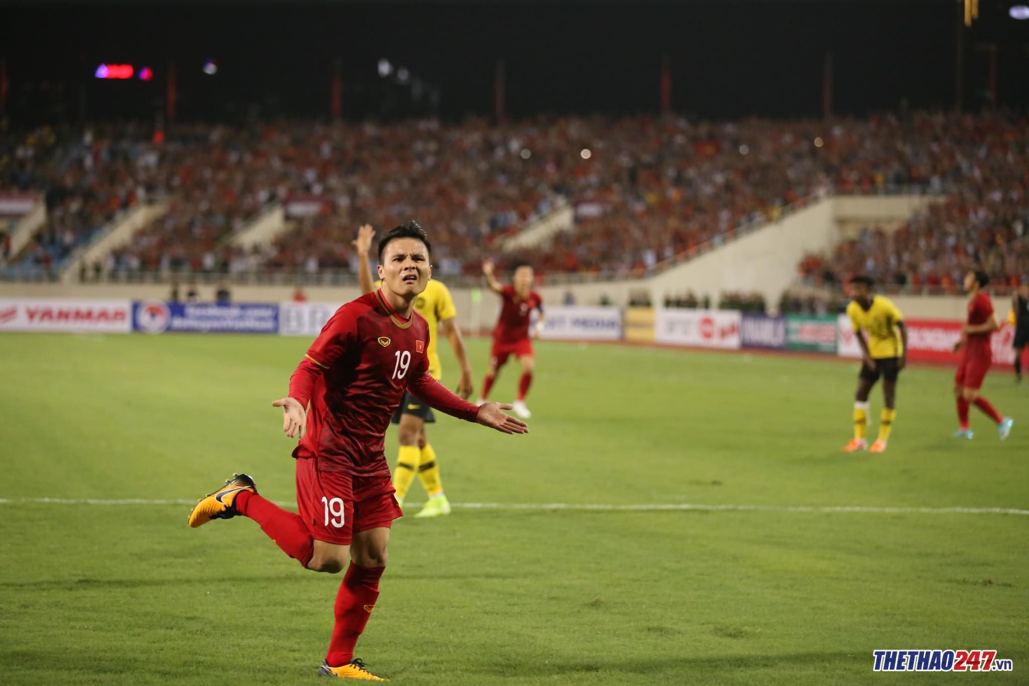 Quang hải, việt nam, Việt nam 3-1 indonesia, vòng lọa world cup 2022, thái lan, ekanit panya