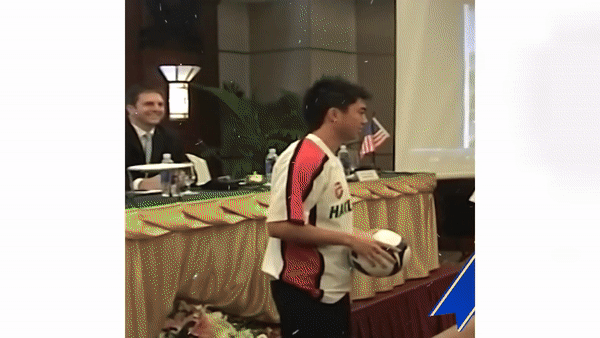VIDEO: Lee Nguyễn từng 'quẩy tung' V.League