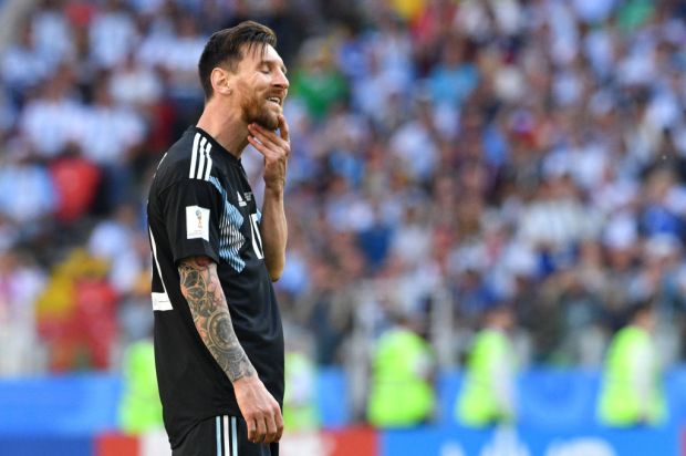 Argentina 1-1 Iceland, kết quả Argentina 1-1 Iceland, tỷ số Argentina 1-1 Iceland, Messi trượt pen